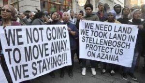 Onwettige Besetters dreig om Stellenbosch tot stilstand te bring